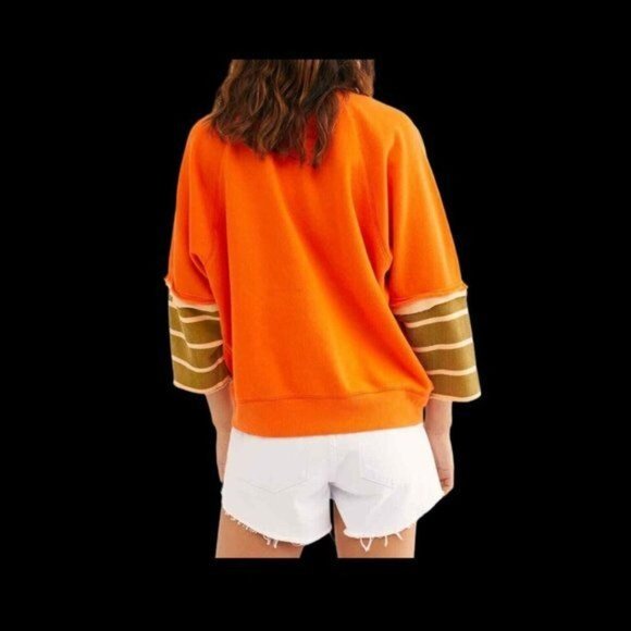 Free People Orange Pullover Sweatshirt Size Small - New with Tags - Picture 2 of 4